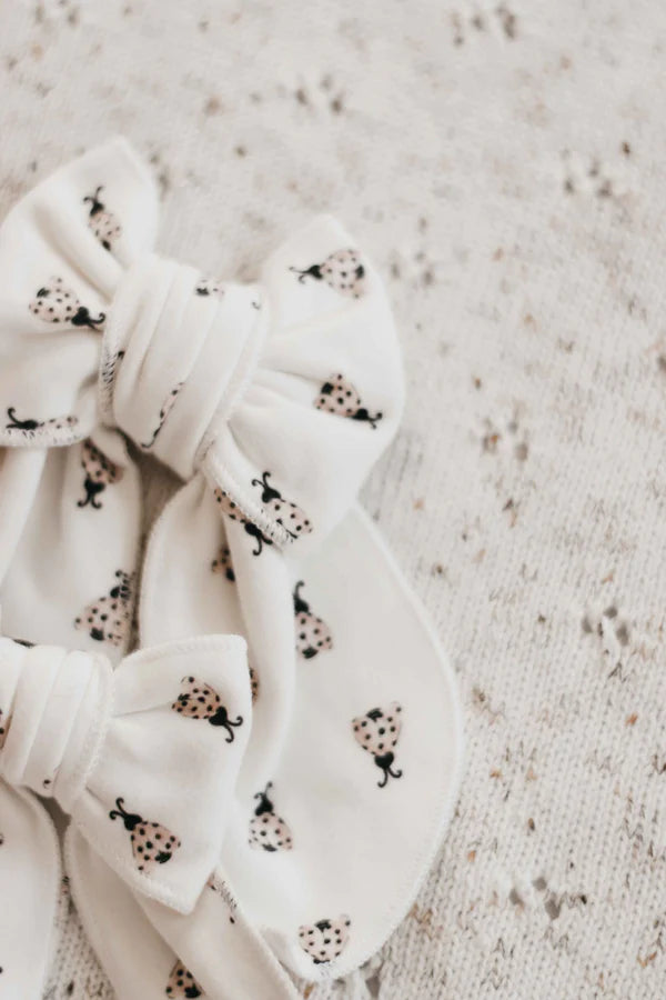Little Love Bugs Bows