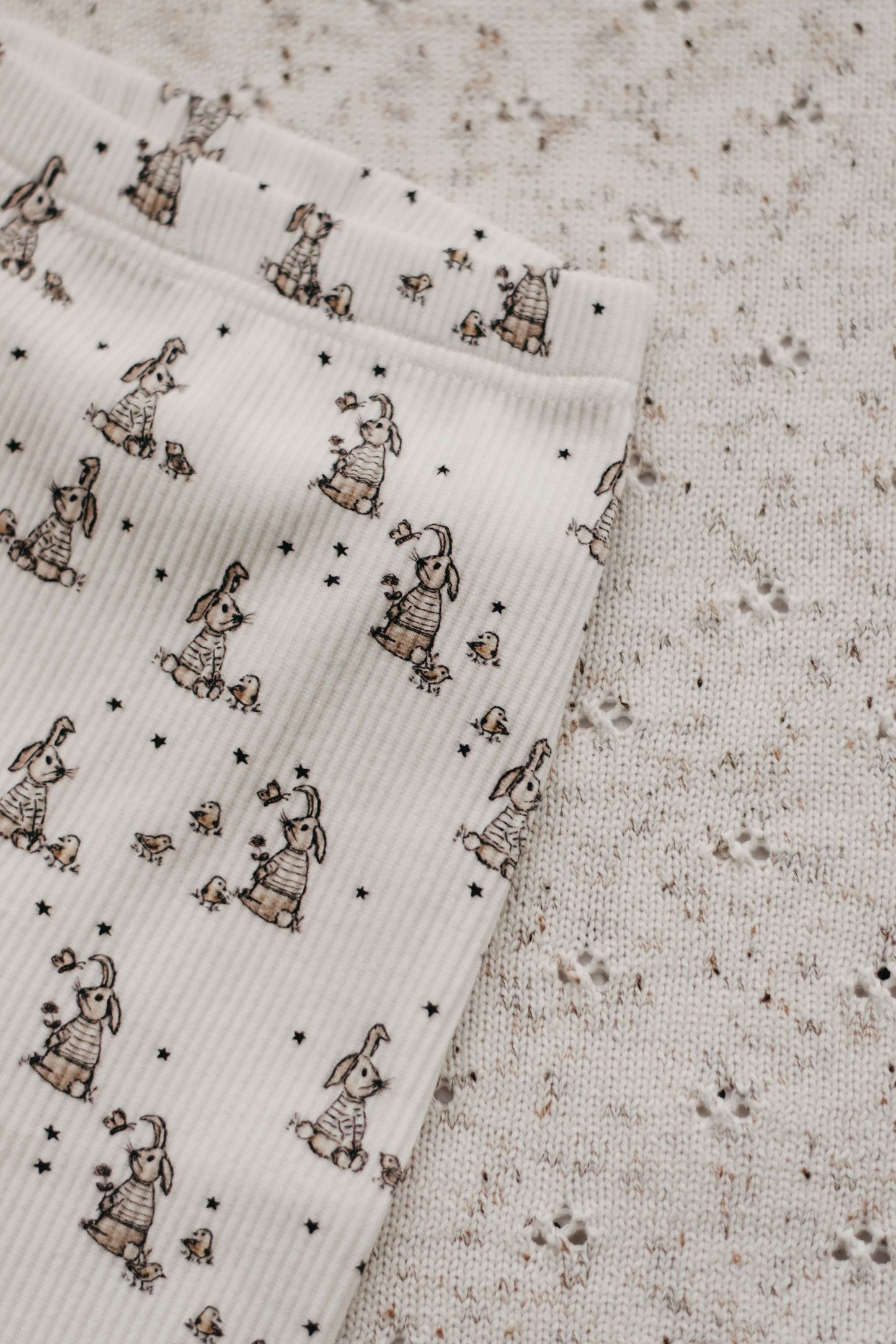 Little Bunnies Pattern Ribbed Leggings